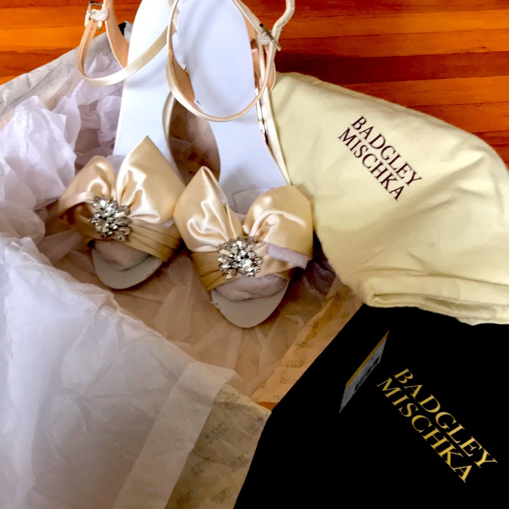 Badgley Mischka Samantha Strappy Sandal with 3.5 inch heel in satin. Never worn.